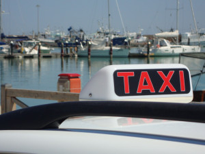 Taxi_giulianova_insegna